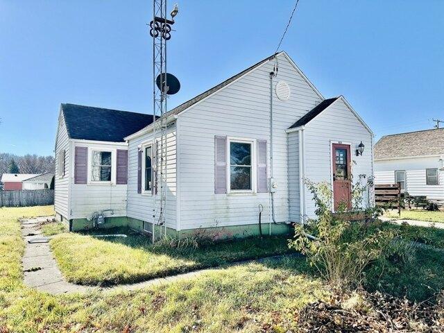 House for sale in Cedar Point, Illinois