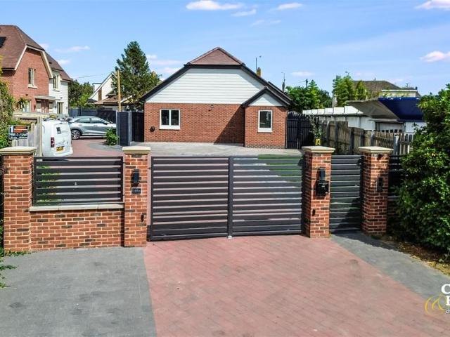 House for sale in Burnham-on-Crouch, Maldon