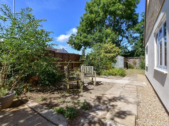 House for sale in Herne and Broomfield, The Bridge