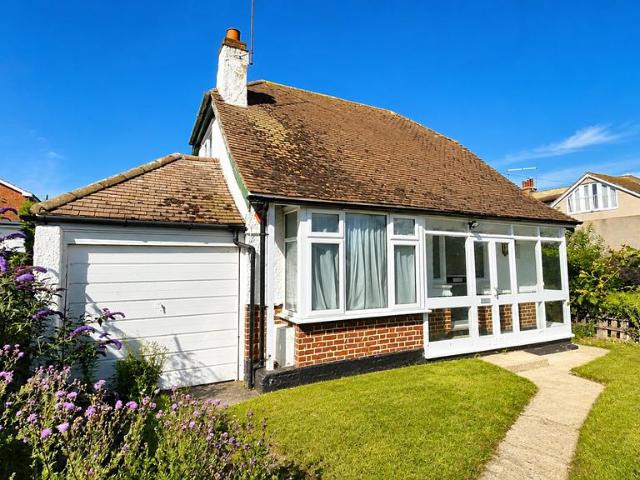 House for sale in Hampton, The Bridge