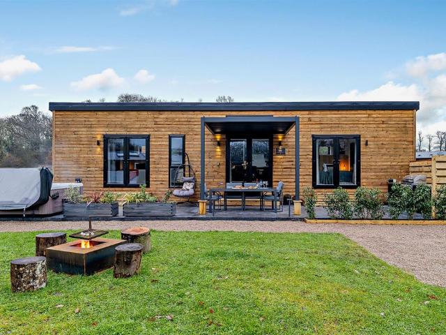 House for sale in Ellesmere, Shropshire