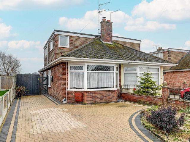 House for sale in Stokesby, Norfolk