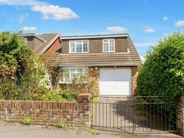 House for sale in Barton Stacey, Hampshire