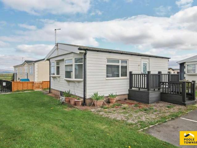 Cottage for sale in North Scale
