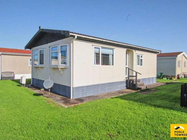 Cottage for sale in Vickerstown, North Scale