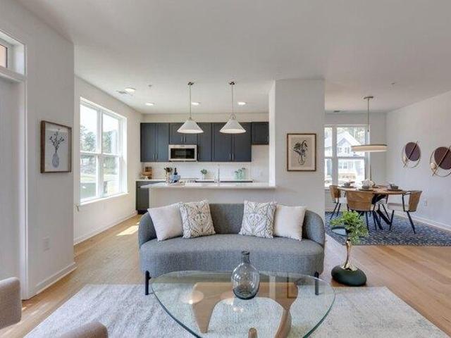 Condo for sale in Chapel Hill, North Carolina