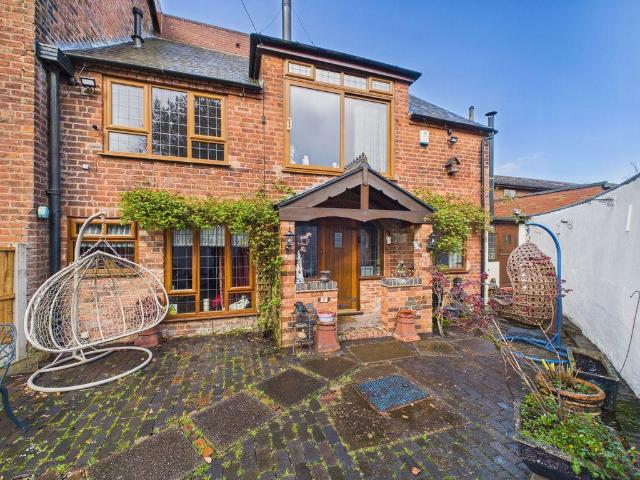House for sale in Goldthorn Hill, Penn