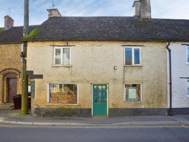 House for sale in Milborne Port, Sherborne