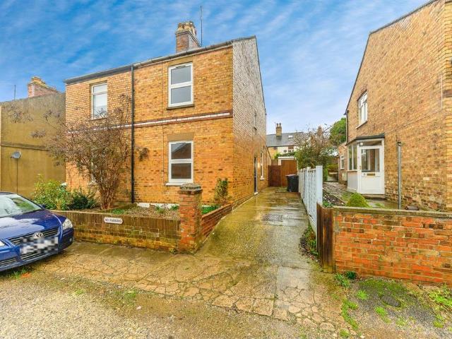 House for sale in Baron St Martin, Barholm