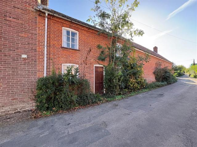 House for sale in Crostwick, Norfolk