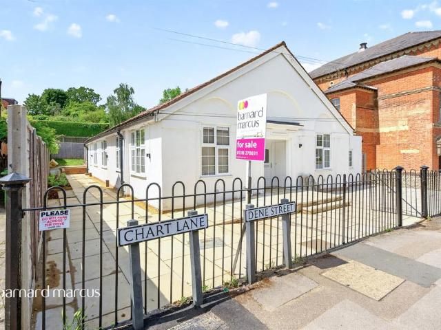 House for sale in Rose Hill, Pachesham Park