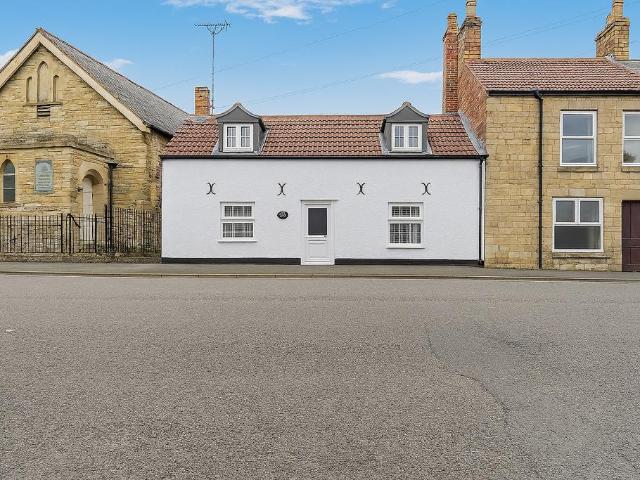 House for sale in Barholm, Lincolnshire