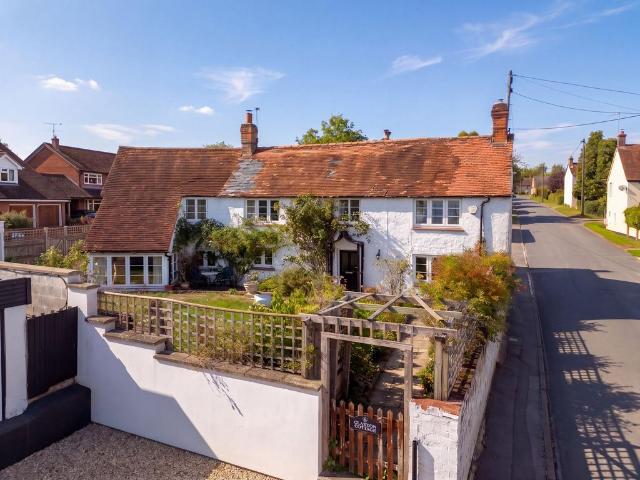 House for sale in Long Crendon
