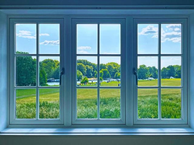 House for sale in Eton
