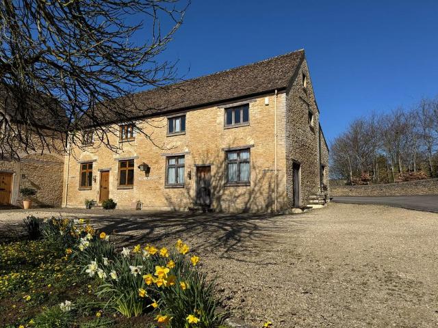 House for sale in Hawkesbury, South Gloucestershire