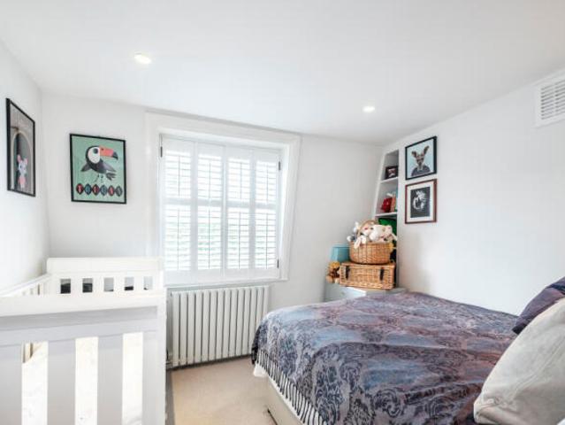 Flat for sale in Cat Hill