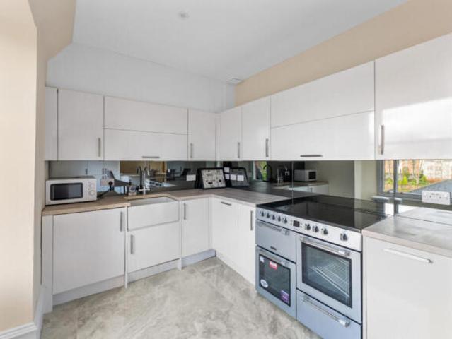 House for sale in Bothwell, Scotland