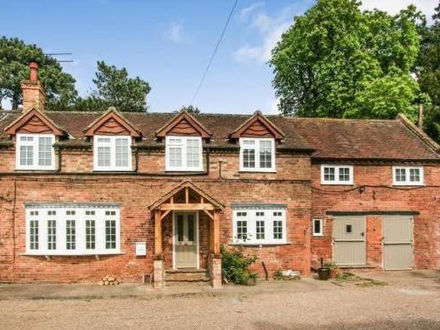 House for sale in East Midlands