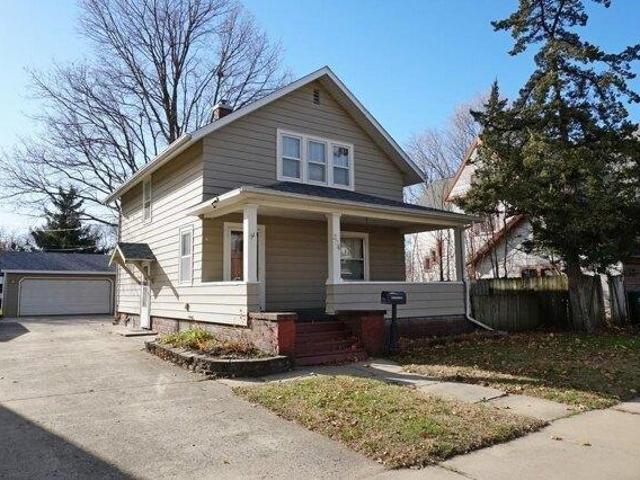 House for sale in Charles City, Iowa