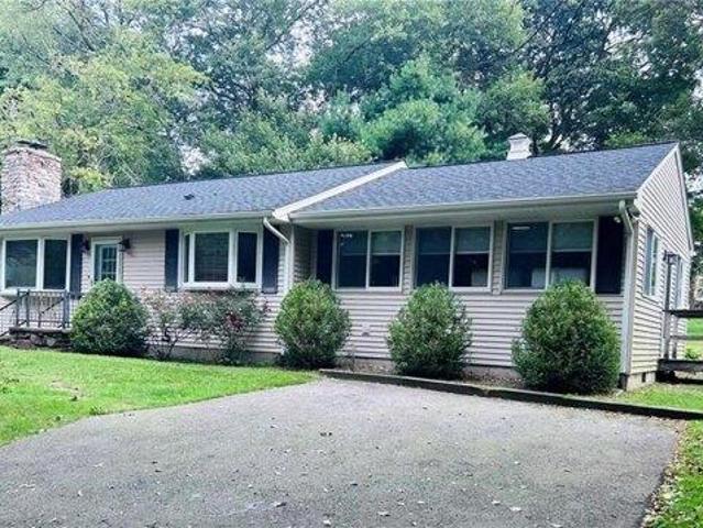 House for sale in Fort Ninigret, Charlestown