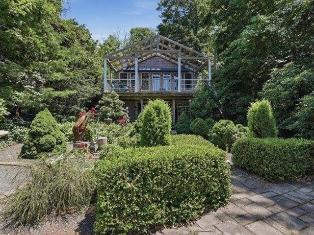 House for sale in Charlton, Massachusetts