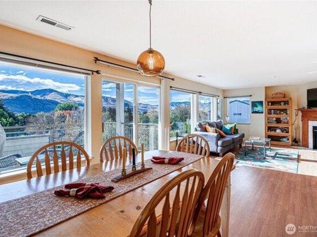 Condo for sale in Chelan Condo for sale in Chelan