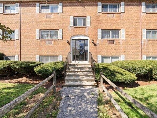 Condo for sale in Chelmsford, Middlesex County