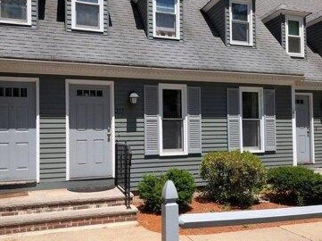 Condo for sale in Chelmsford, Massachusetts