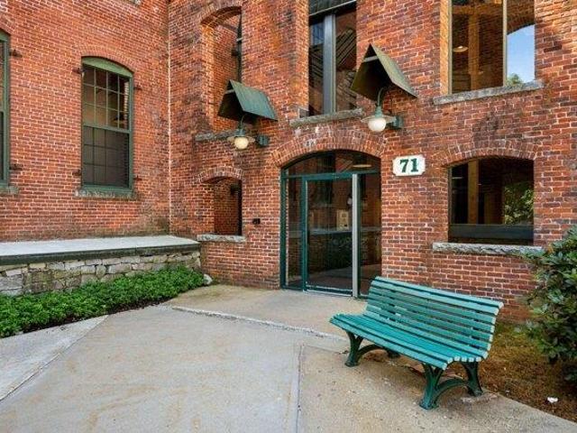 Condo for sale in North Chelmsford, Chelmsford
