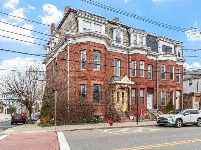 Condo for sale in Chelsea, Massachusetts