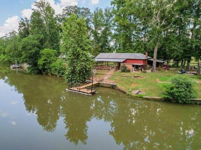 House for sale in Cherokee