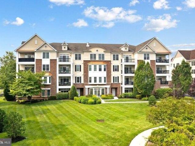 Condo for sale in Garden State Park — Plaza Grande, Cherry Hill Township