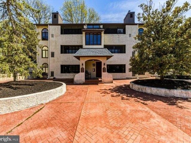Condo for sale in Cherry Hill, New Jersey