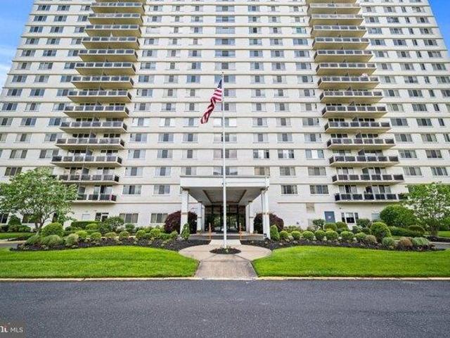 Condo for sale in Cherry Hill