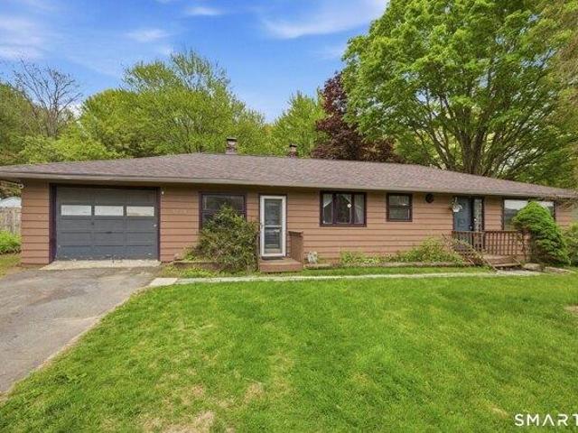 House for sale in Cheshire, Connecticut