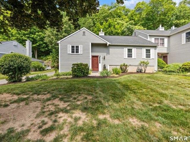 Condo for sale in Cheshire, Connecticut