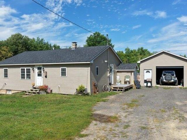 House for sale in Maine