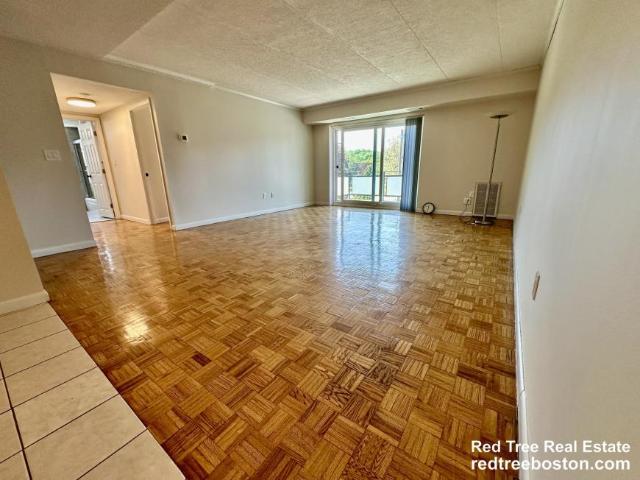 Condo for rent in West Roxbury, Newton