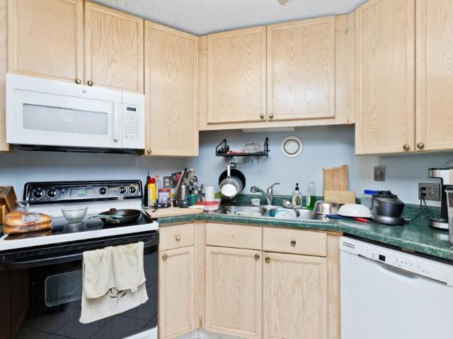 Condo for rent in Chicago Park, Illinois