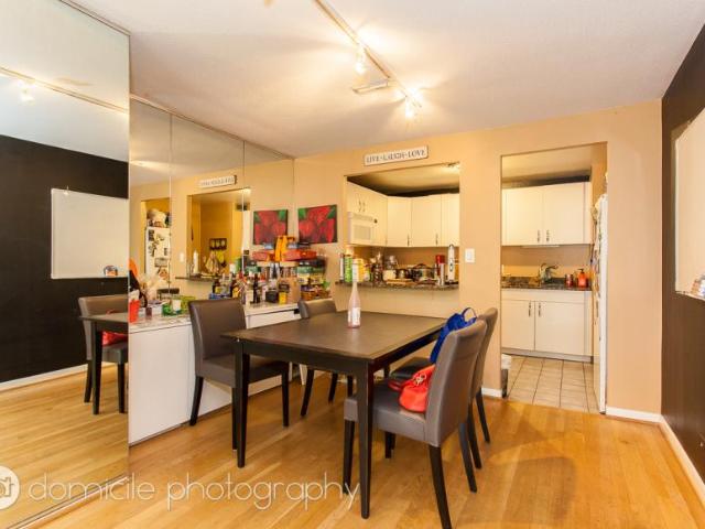 Condo for rent in Chicago Park, Illinois