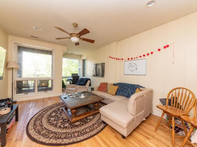 Apartment for sale in Chicago Park, Illinois