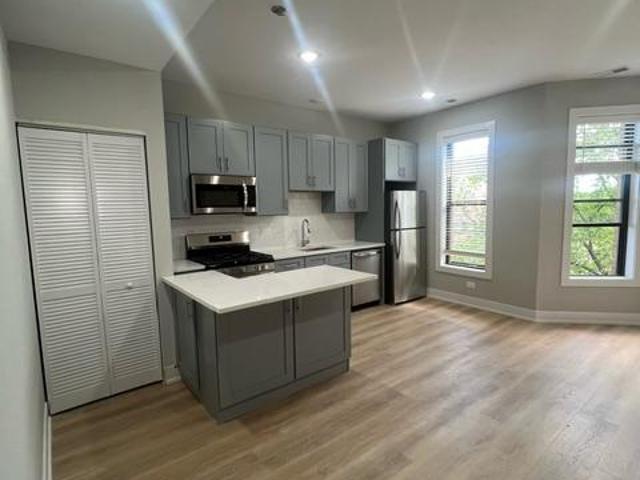 Condo for rent in Chicago