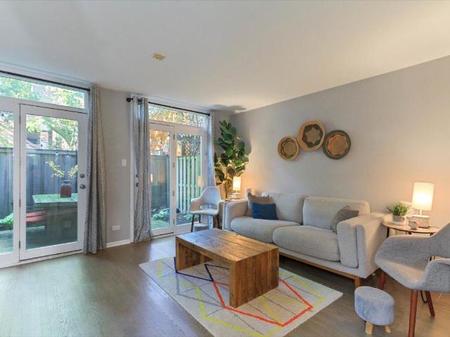 Townhouse for rent in Chicago