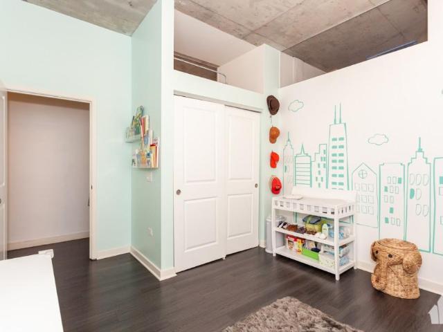 Condo for rent in Chicago Park, Illinois
