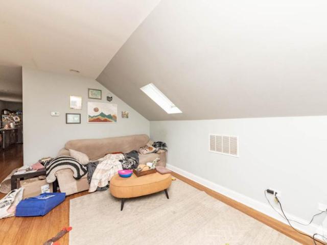 Apartment for rent in Chicago Park, Illinois