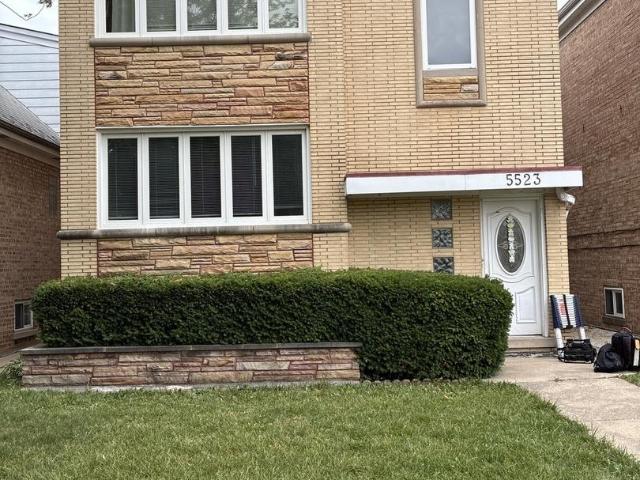 Condo for rent in Gladstone Park, Chicago