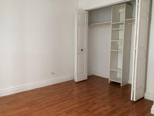Apartment for rent in Chicago Park, Illinois