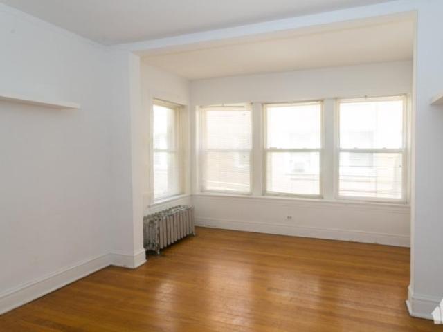 Apartment for sale in Chicago Park, Illinois