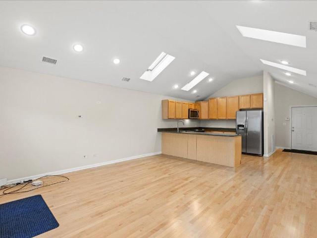 Apartment for rent in Chicago Park, Illinois