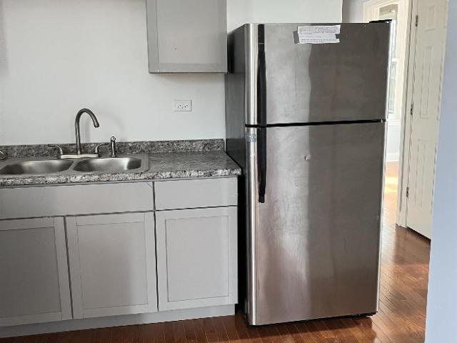 Apartment for rent in Chicago Park, Illinois